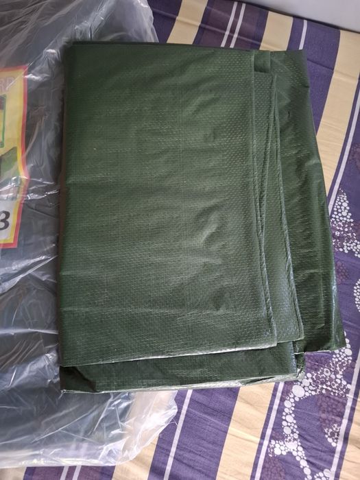 Полиетиленови платнища с капси 2×3m