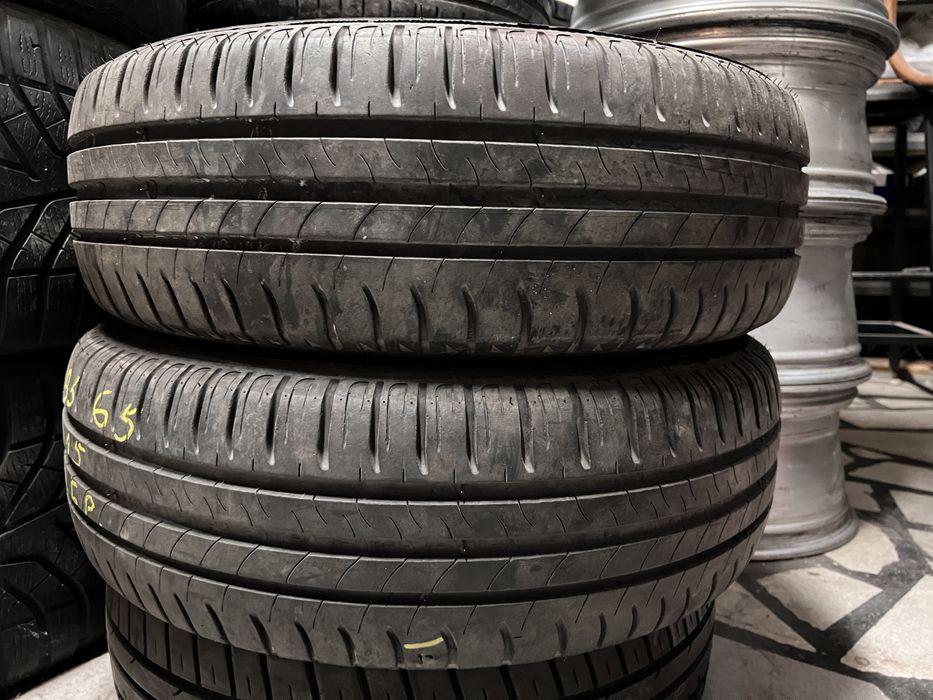 195/65/15 2 броя Летни гуми Мишелин перфектни.