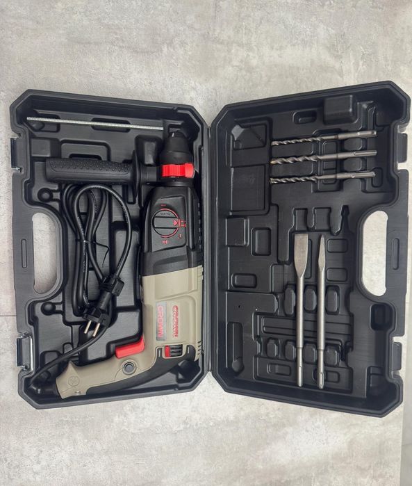 Продам новый перфоратор Crown