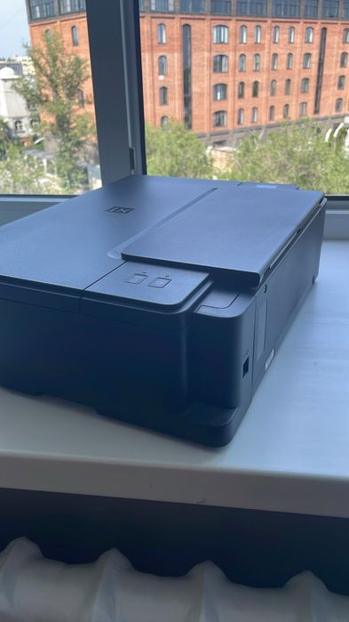 Продам цветной принтер Canon