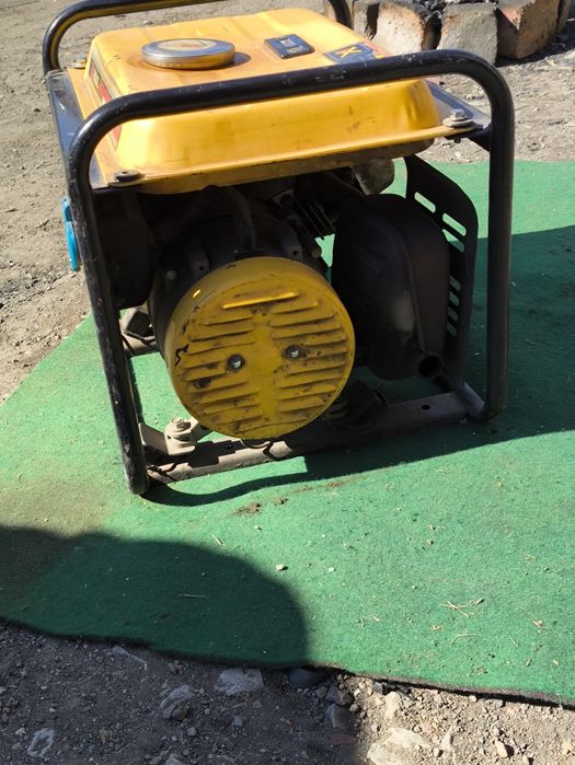 Продам генератор