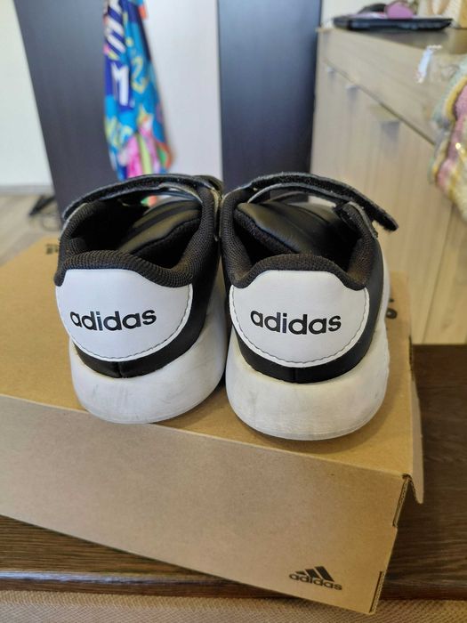 Детски маратонки-Adidas-27 н.