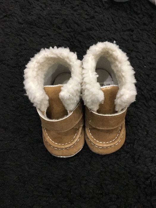 Nike Adidas буйки