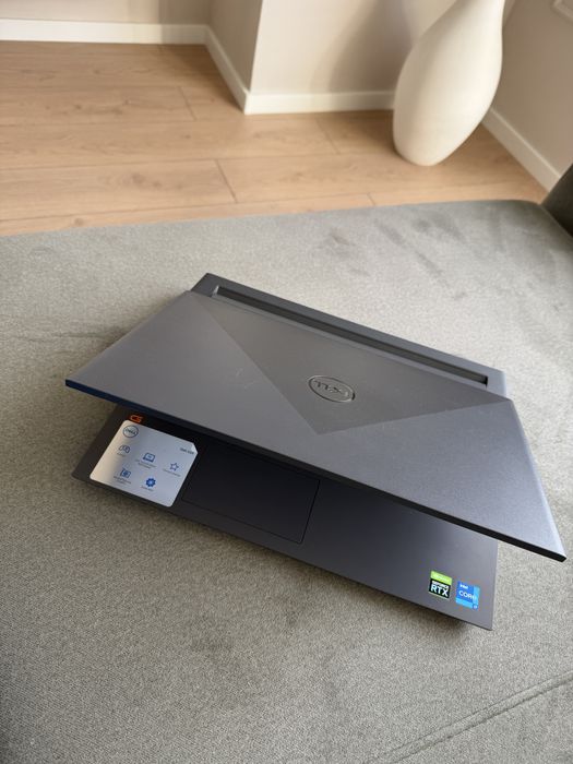 Dell G15  i7-11800H, RTX 3050, 16GB RAM, 120hz display GAMING