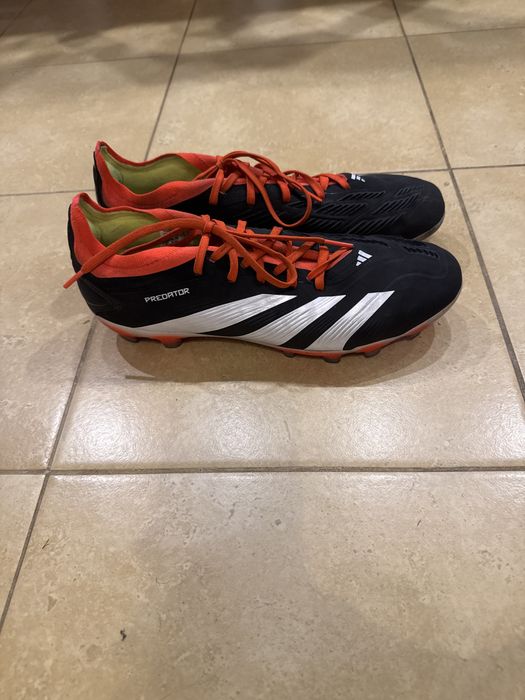 Ghete Fotbal Adidas Predator League (Mărime 43/5))