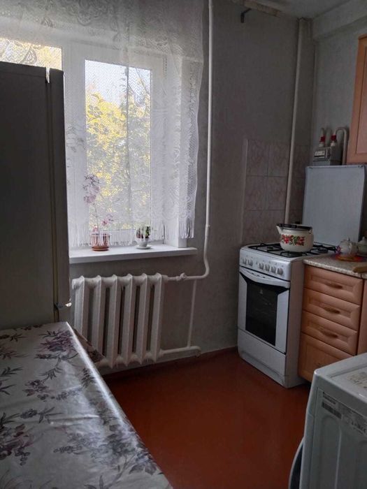 1 комнатная в р-не Уют