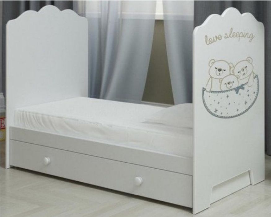 Детская кровать с матрасом