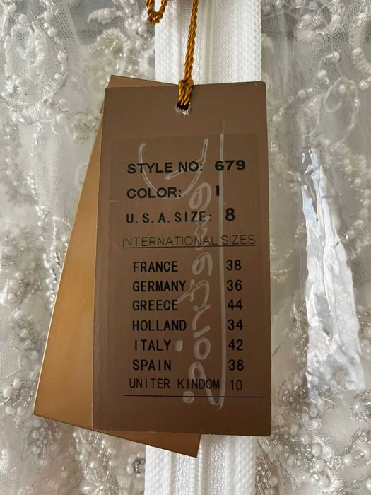 Vand rochie de mireasa Demetrios