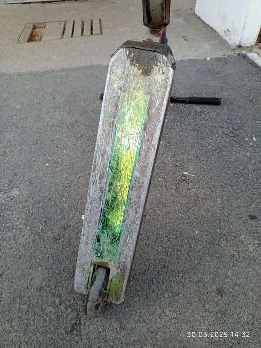 Продам трюковой самокат