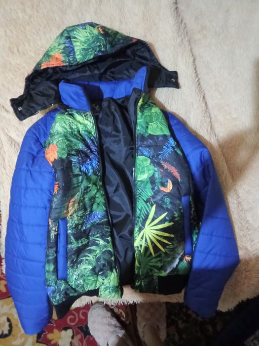 Продам новая куртка