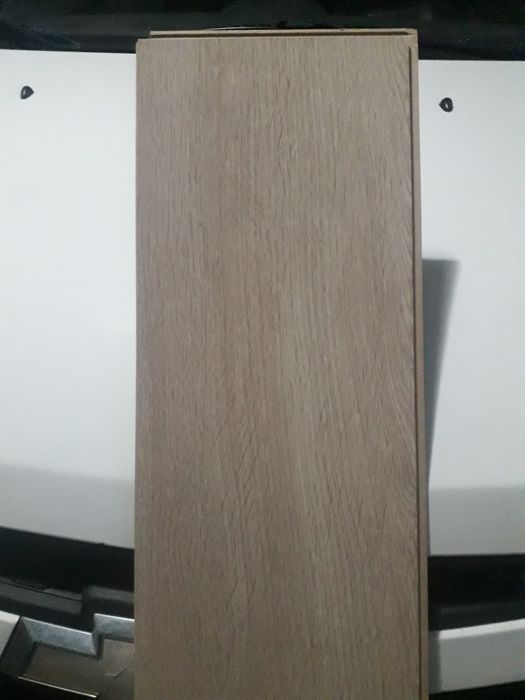 ламинат сотилади 45 кв бор холати яхши