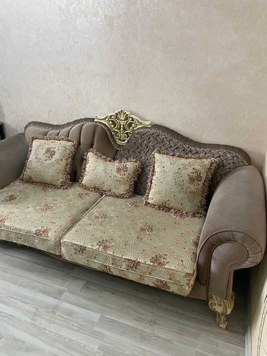 Диван и 2 кресла