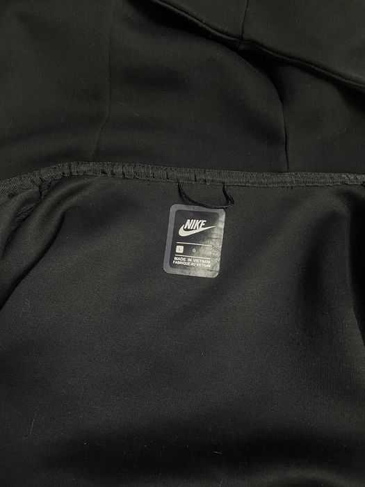 Zip-hodie nike tech fleece