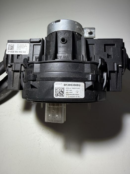 Лостчета волан Audi A4 B8 A5 8T Q5 8R ACC Distronic 8K0953568Q 8K0953568L 4G8953502AD