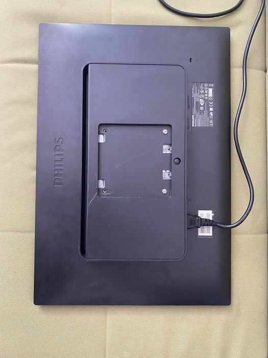 Монитор Philips