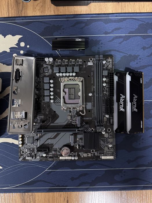 Gigabyte B760M H DDR4 и оперативка