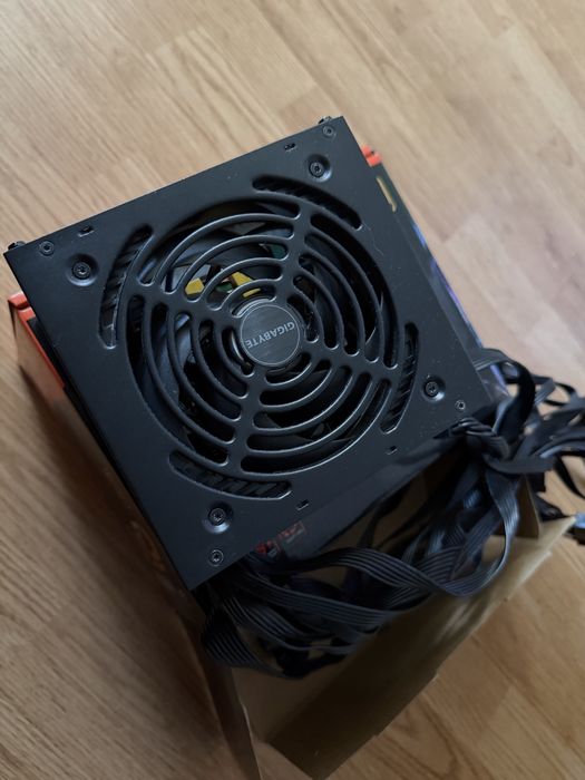 Sursă Gigabyte P450B – 450W