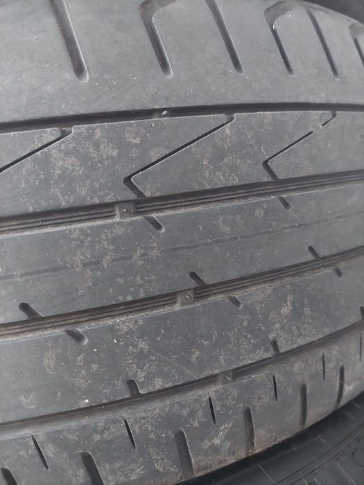 Vand 4 buc 225 55 17 Pirelli si Hankook