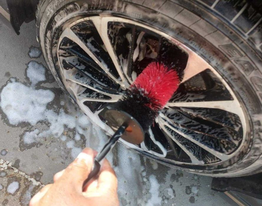 Четка за почистване на джанти 45см.