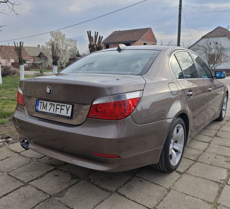 Bmw e60 525i M54