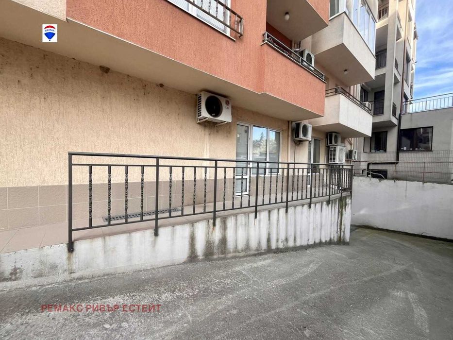 Подземен гараж в центъра на гр. Русе