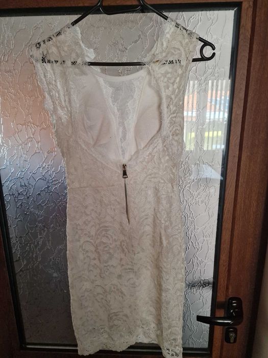 Дамска дантелена рокля