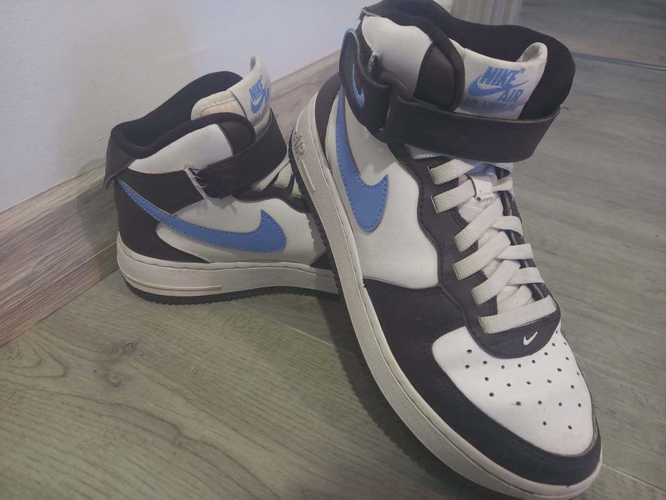 Adidasi Nike Air marime 40