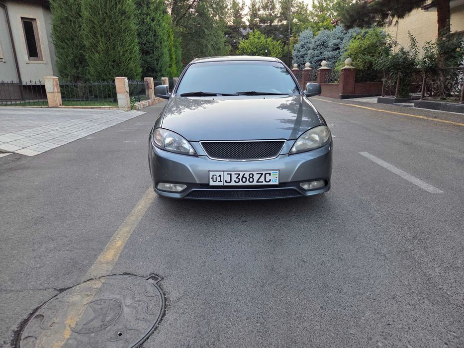 2016 Jentra mercedes salon