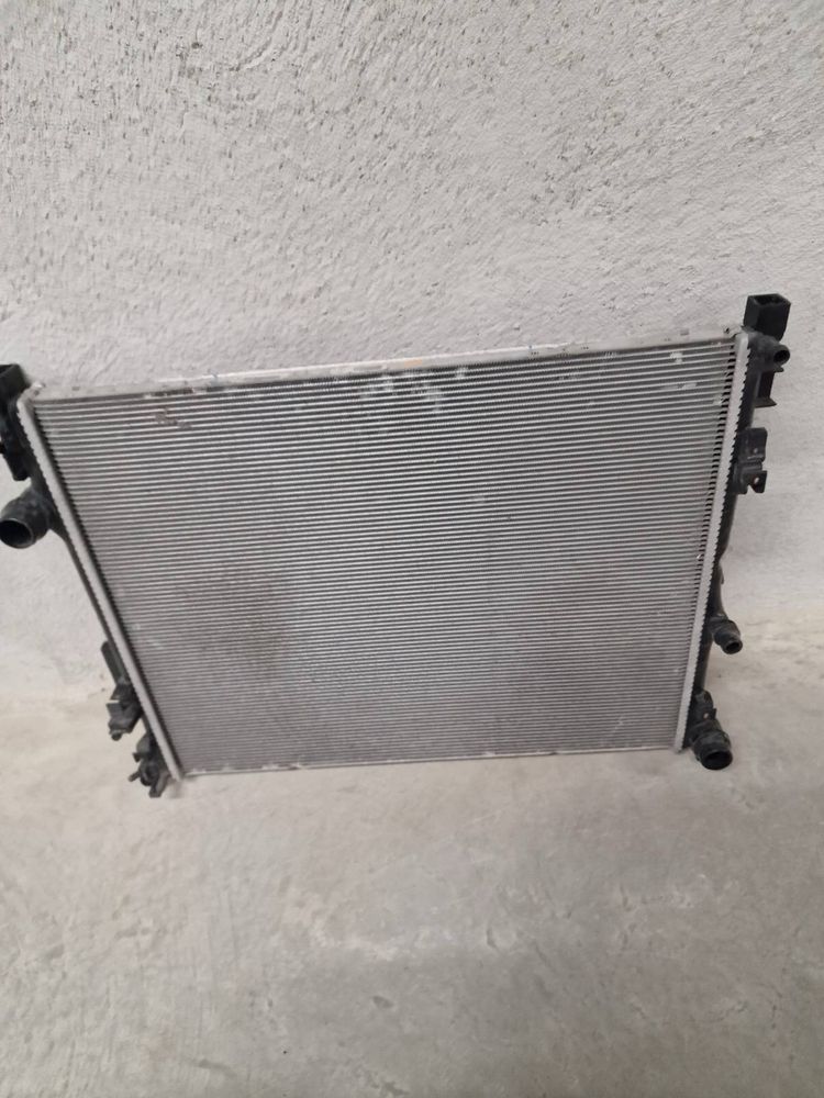 Радиатори за Мерцедес ГЛЕ 450 2020г. гр. София Център • OLX.bg