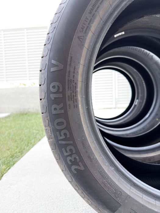 Set 4 anvelope de vara CA NOI Continental PremiumContact C 235/50 R19 99V