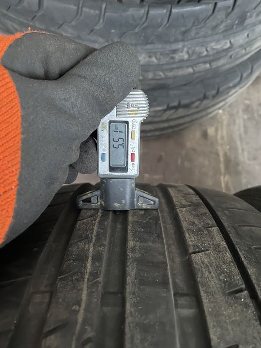 Anv vara 225/40/19 Bridgestone/Falken RFT