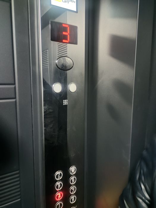 1 хонали  кадастр килинган 3 этаждан квартира сотилади