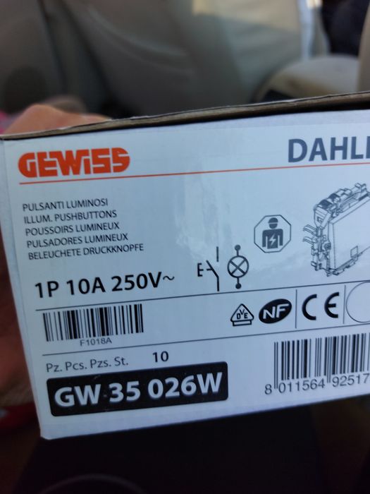 Întrerupătoare Gewiss