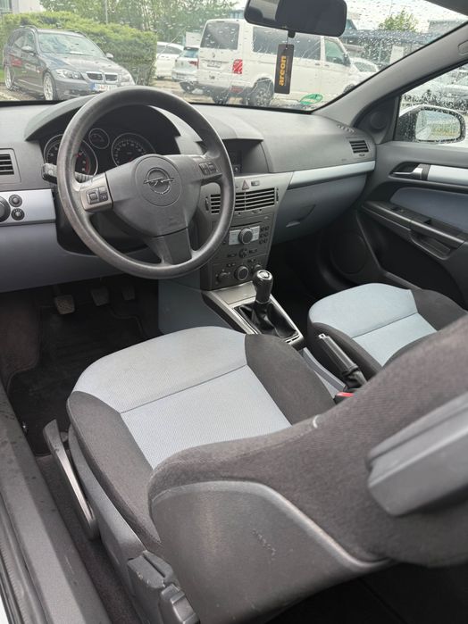 Vând Opel Astra GTC Oradea