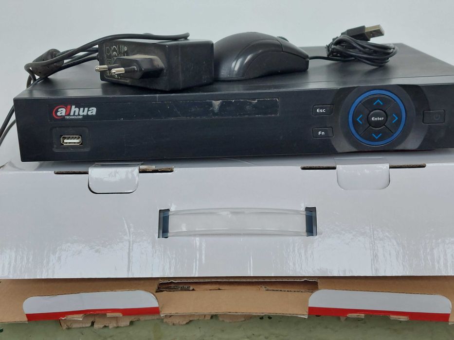 Продавам цифров  DVR 4 канален Dahua
