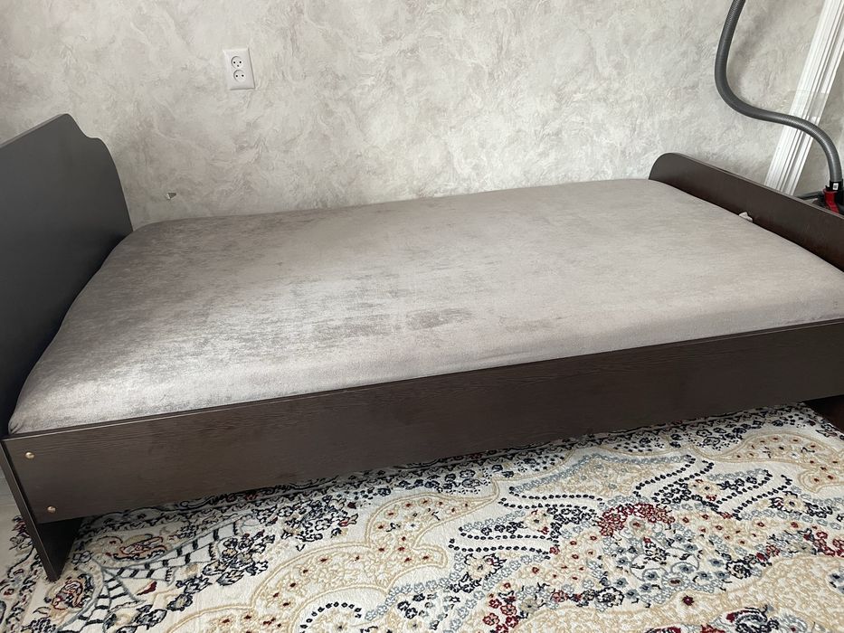 Продам кровать в отличном состоянии