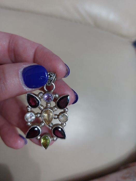 Vând pandant superb, masiv sin argint 925 si cristale.