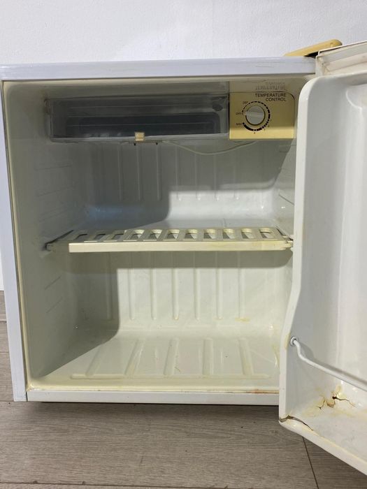 Mini Bar, Mini Frigider Samsung