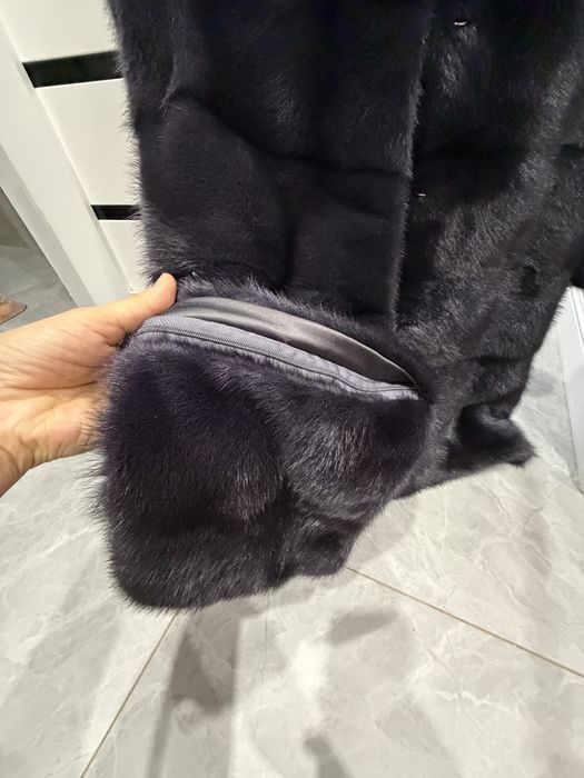 Продаю норковую шубу