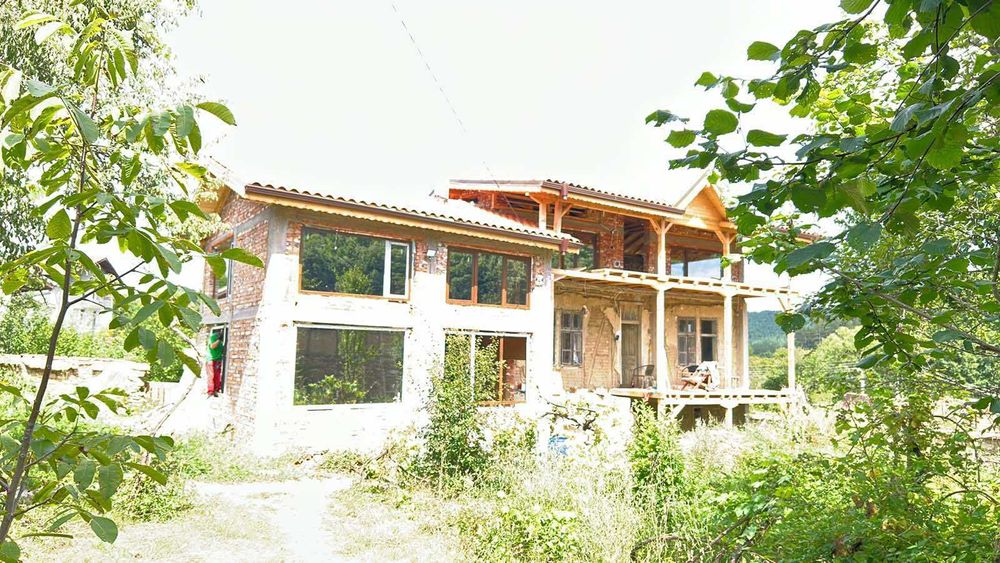 Продава се Къща в с. Згурово, Област Кюстендил - 135 кв.м за 889 €/кв.м - Снимка #15