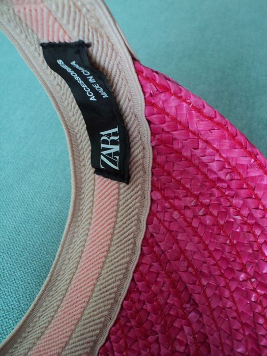 ZARA DE VARA Tricou polo unisex si Cozoroc din pai impletit, abs. noi