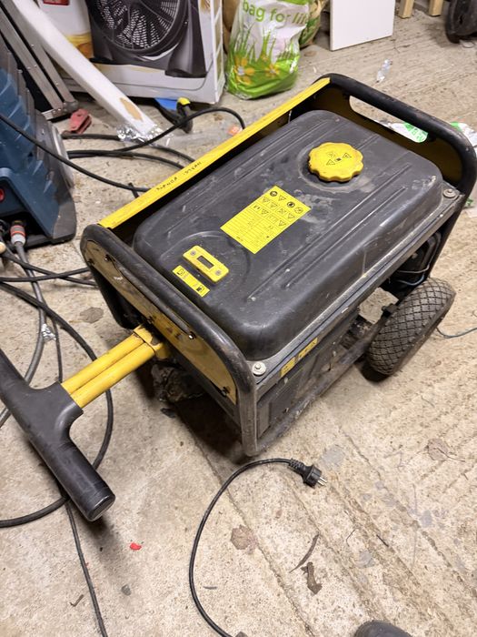 Generato Stanley SG3000