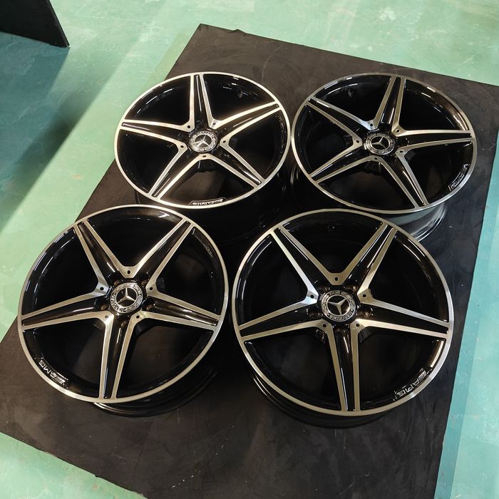R17 PCD 5*112 Комплект новых легкосплавных дисков