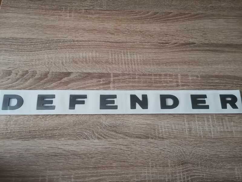 сив надпис Land Rover Defender
