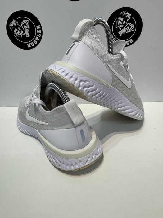 Маратонки NIKE REACT .Номер 36.5