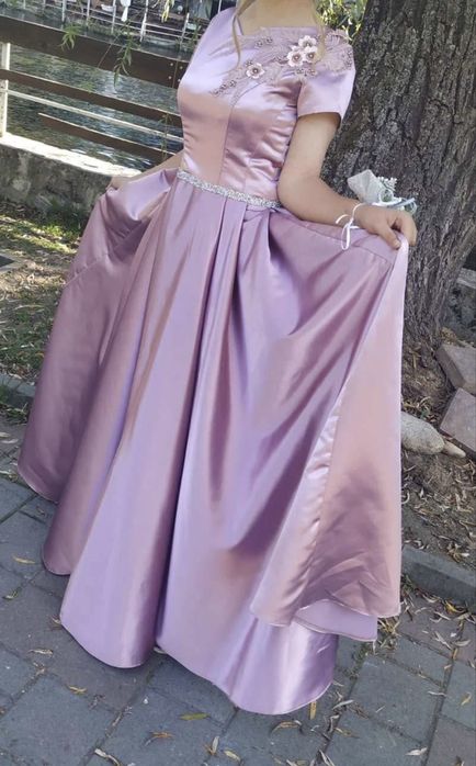 Официална дълга рокля