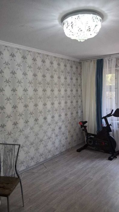 продам 1 комнатную Назгуль Империя