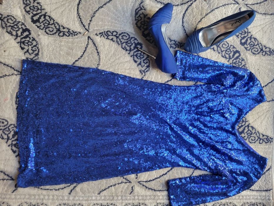 Продаются платья