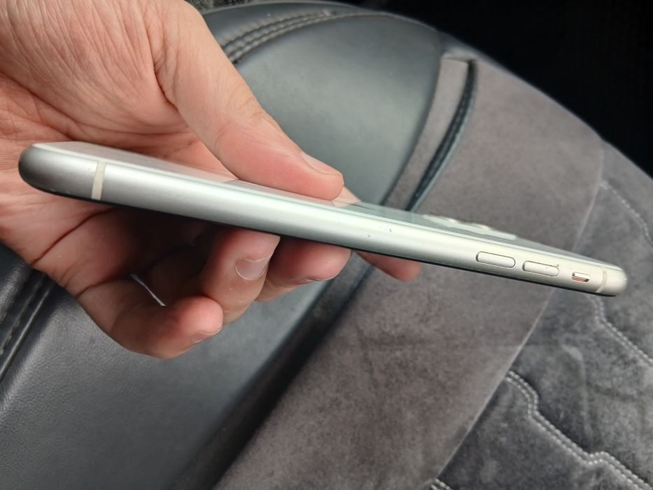 Iphone 11 64gb 75% xolati yaxshi ochilamagan