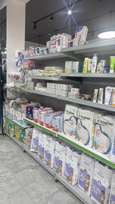 Стелажи для бутика